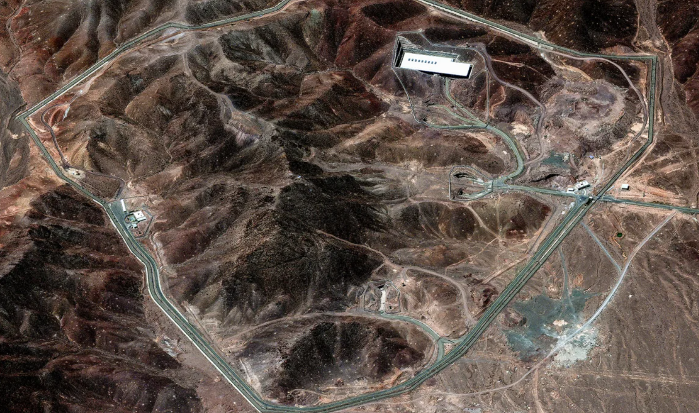 fordow-fasilitas-nuklir-iran-yang-tersembunyi-di-dalam-gunung-dan-kebal-terhadap-serangan-bunker